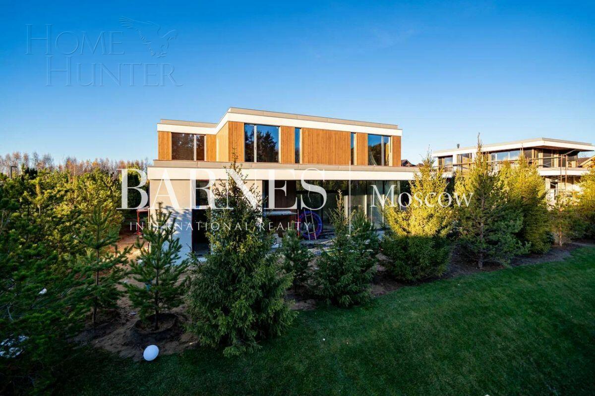 2-этажный коттедж 385 м² без отделки