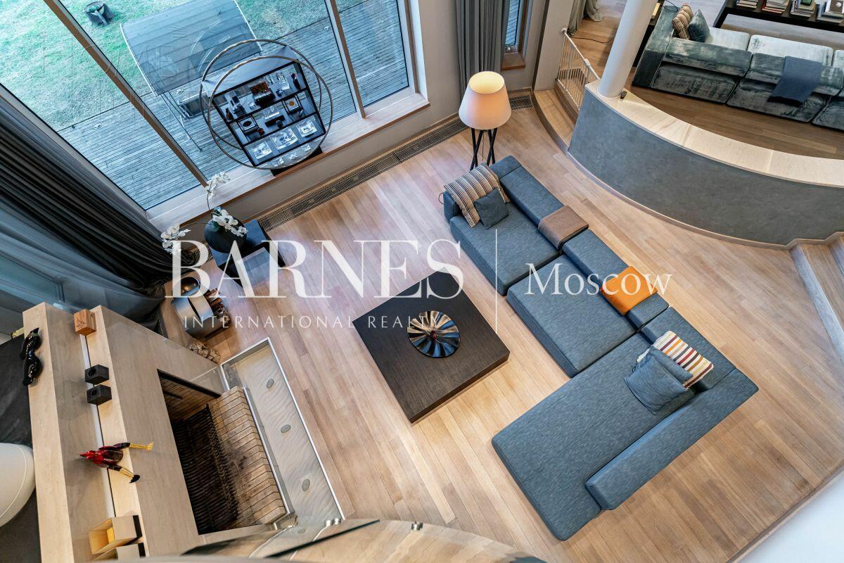 2-этажный коттедж 1 622 м² с отделкой