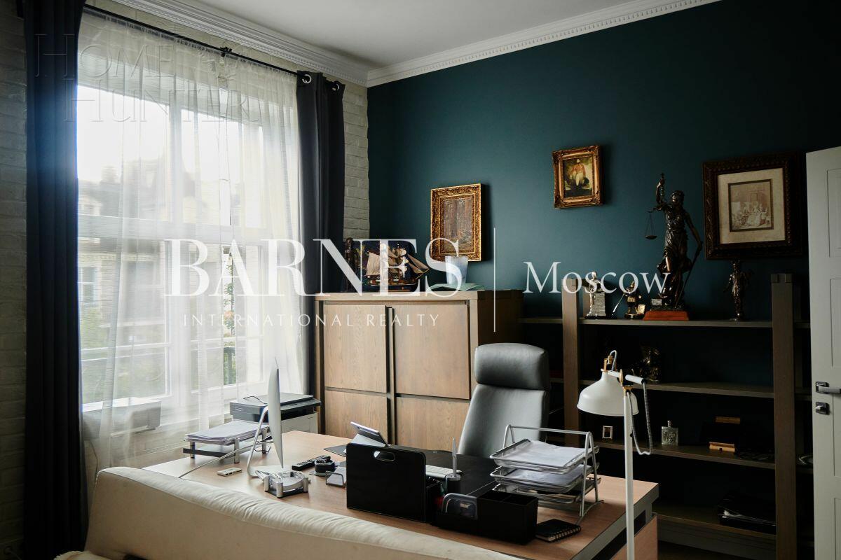 2-этажный таунхаус 295 м² с отделкой