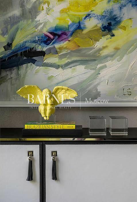 3-этажный коттедж 750 м² с отделкой