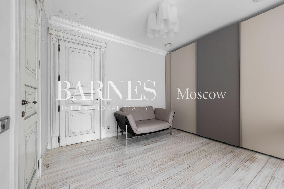 2-этажный таунхаус 430 м² с отделкой