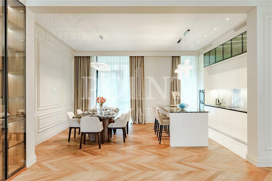 3-этажный таунхаус 287 м² с отделкой