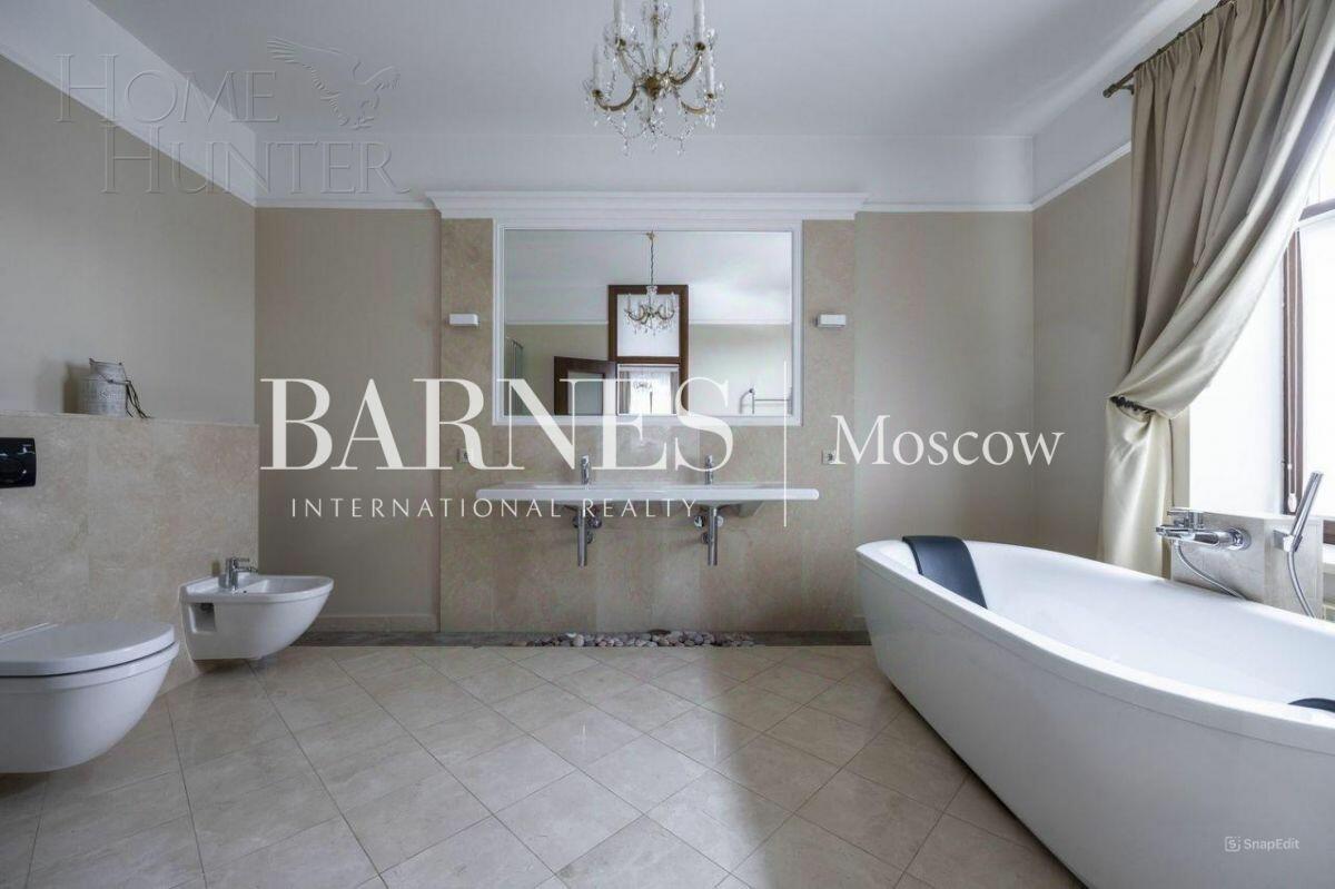 3-этажный коттедж 980 м² с отделкой