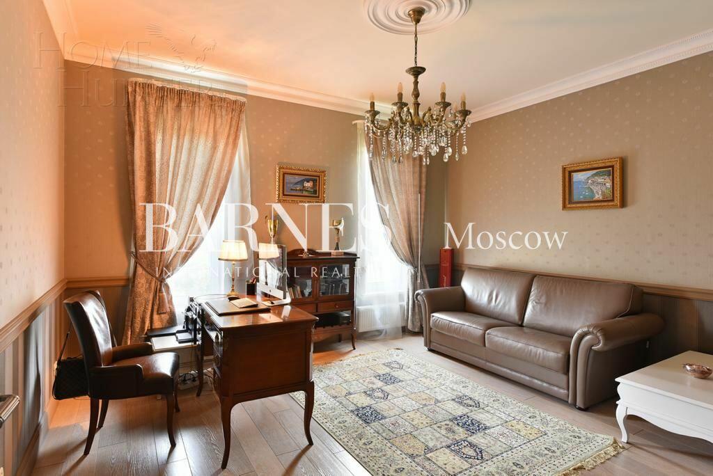 2-этажный коттедж 385 м² с отделкой