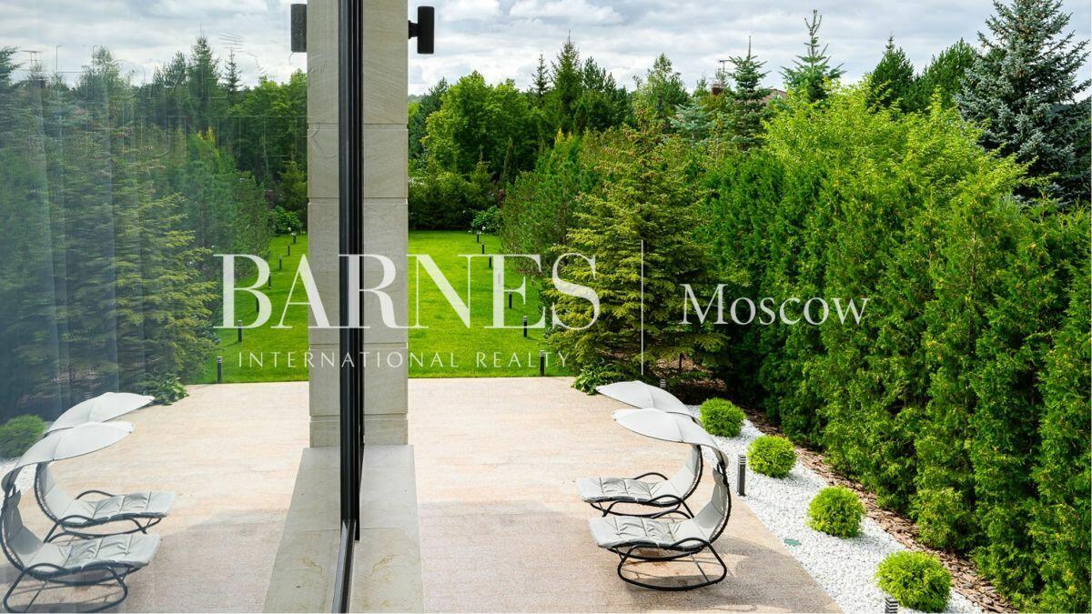 2-этажный коттедж 1 071 м² с отделкой