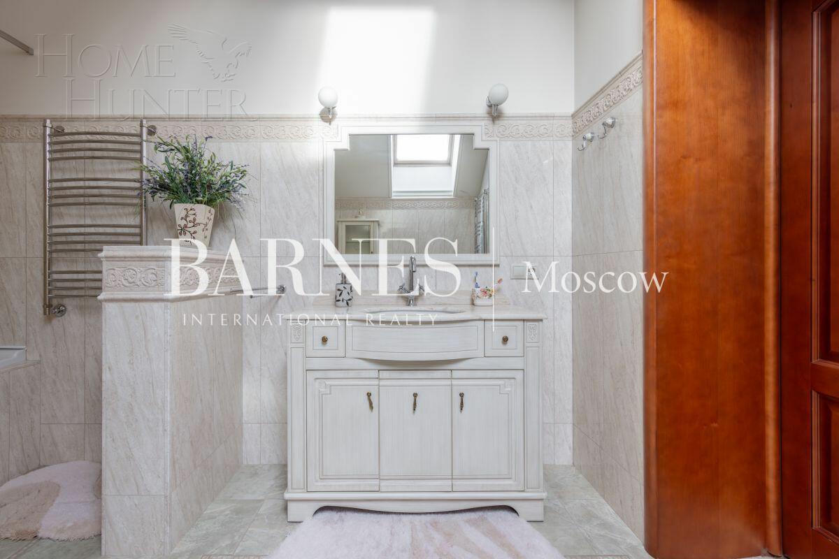 2-этажный коттедж 471 м² с отделкой