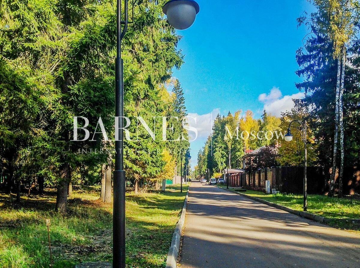 2-этажный коттедж 306 м² без отделки
