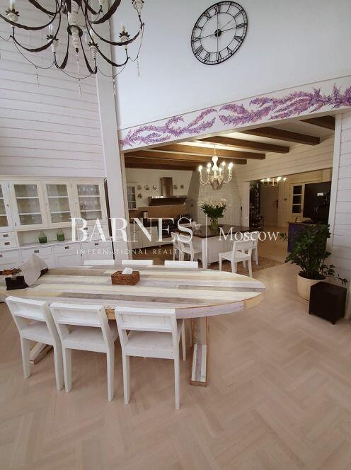 2-этажный коттедж 800 м² с отделкой