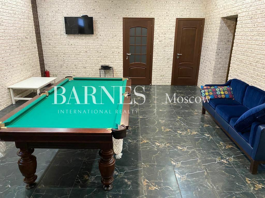 2-этажный коттедж 650 м² с отделкой