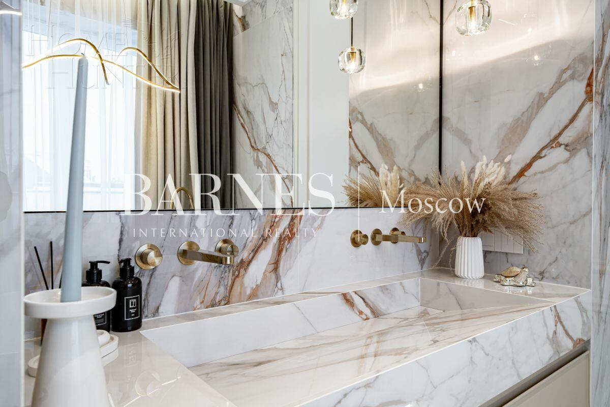 2-этажный коттедж 491 м² с отделкой