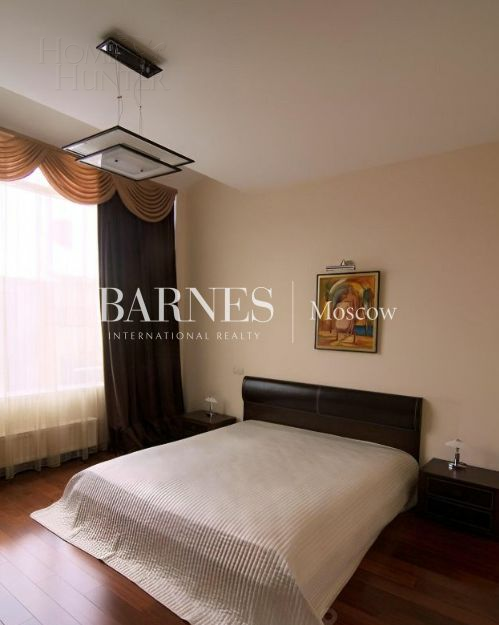 2-этажный таунхаус 280 м² с отделкой