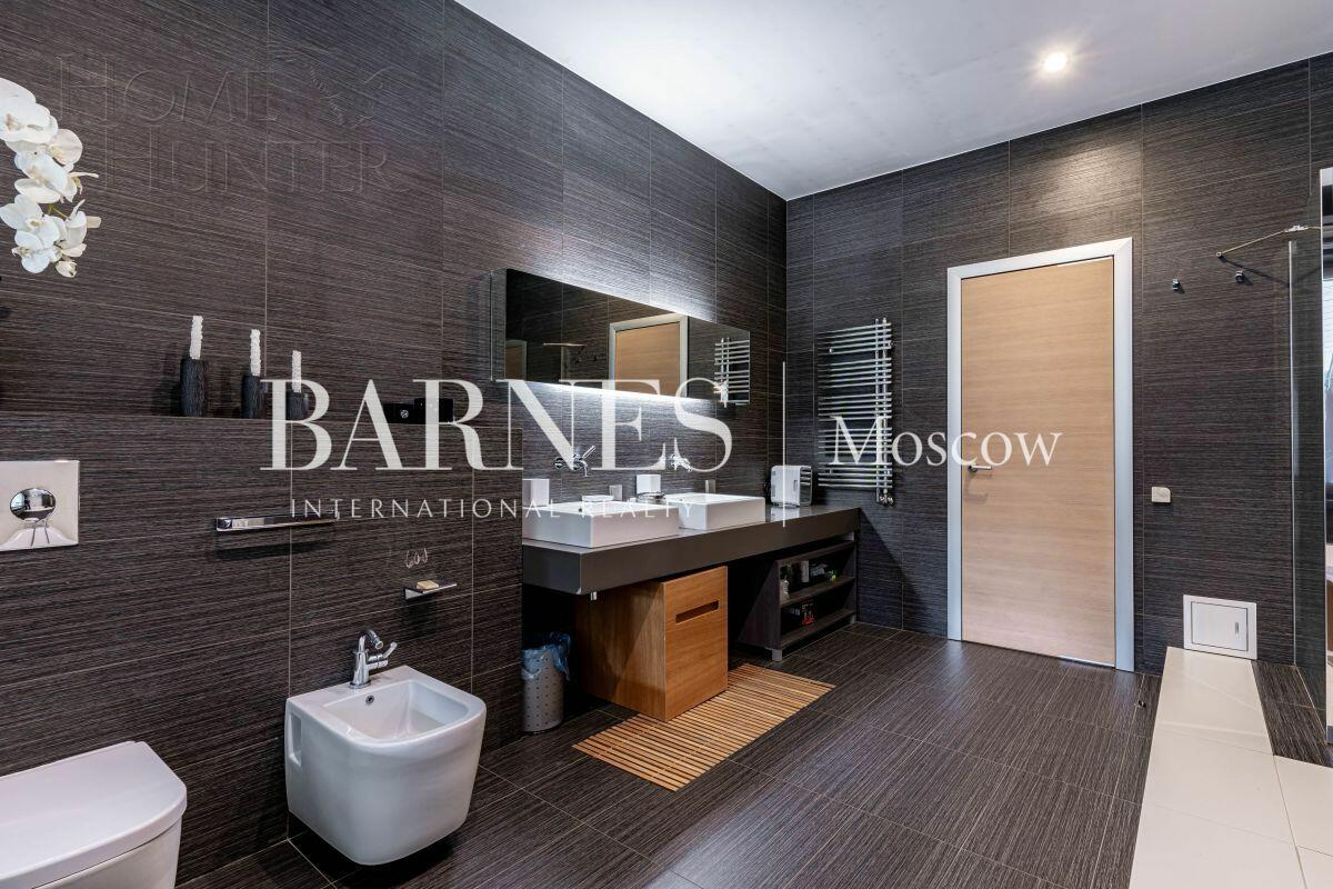 2-этажный коттедж 1 622 м² с отделкой