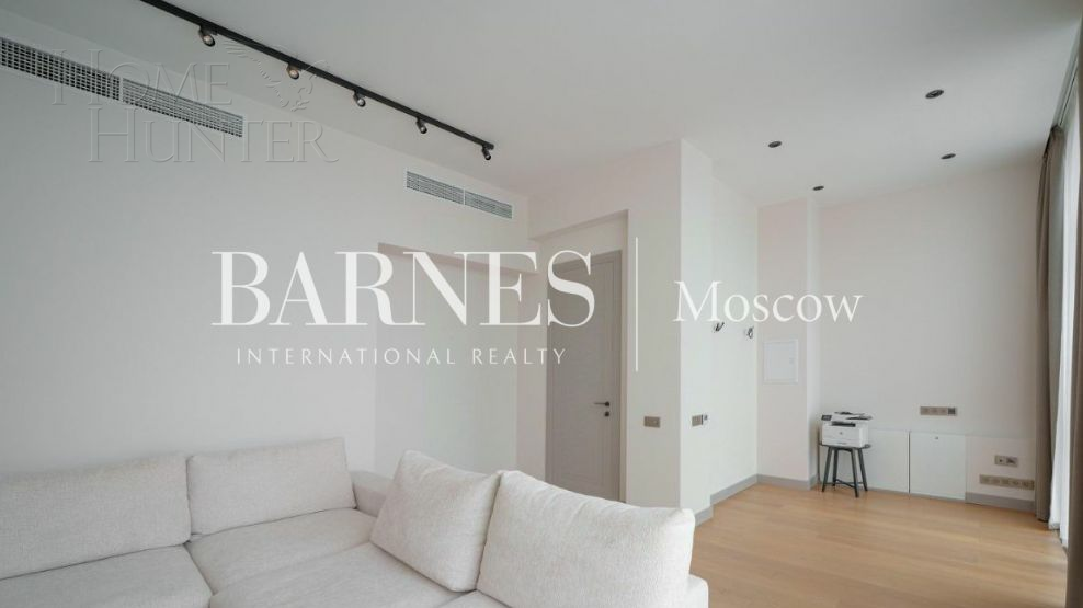 4-этажный таунхаус 278 м² с отделкой