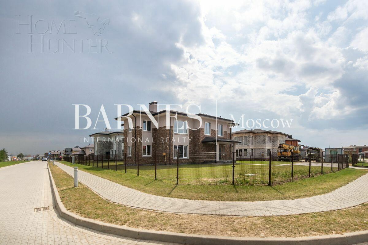 2-этажный коттедж 307 м² с отделкой