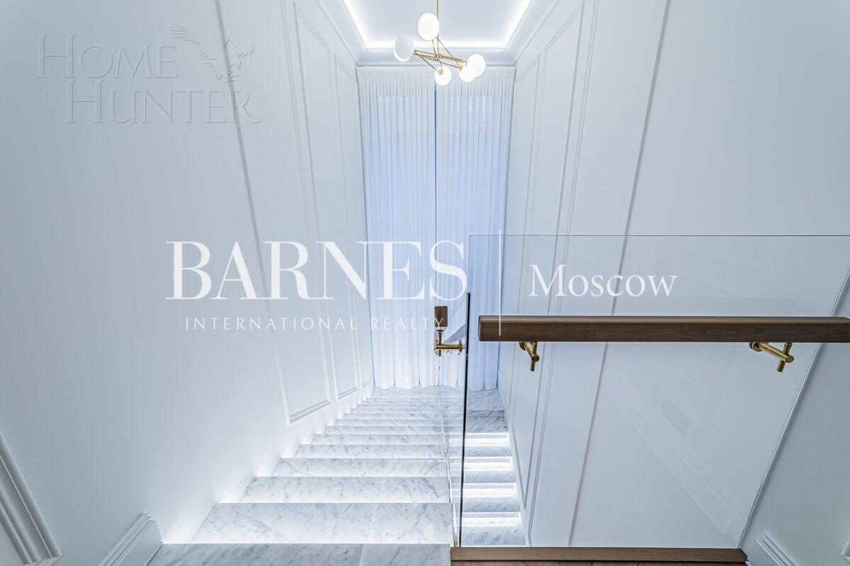 2-этажный коттедж 462 м² с отделкой