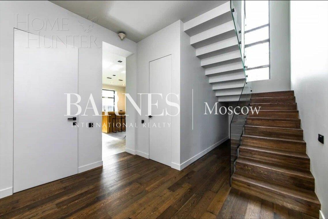 2-этажный коттедж 450 м² с отделкой