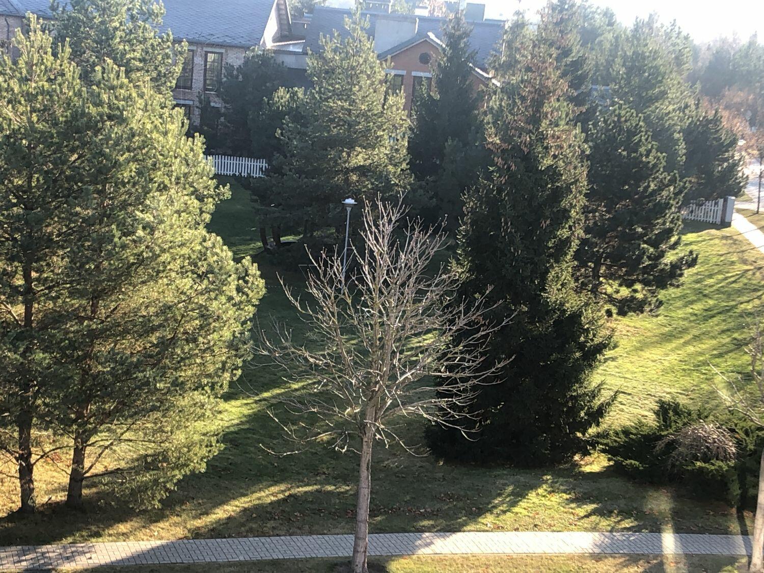 Участок 27.41 сот. в охраняемом поселке