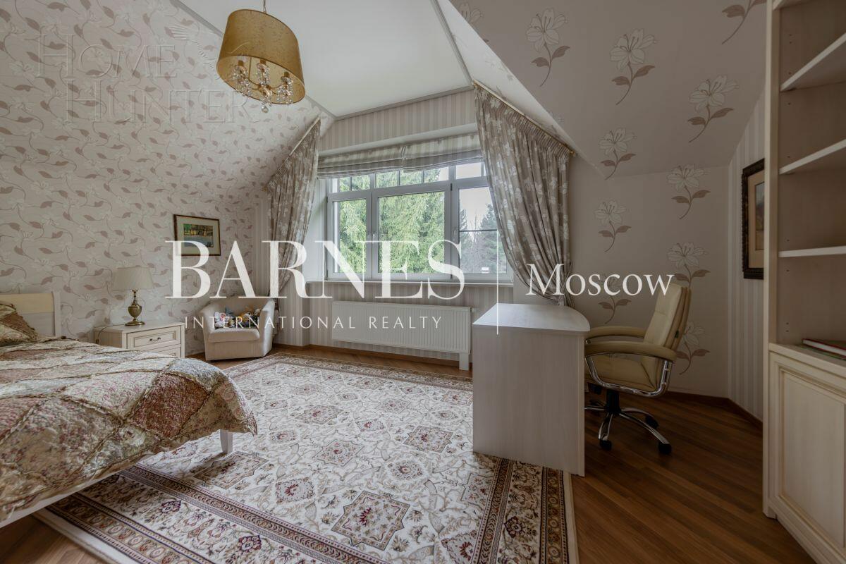 2-этажный коттедж 471 м² с отделкой