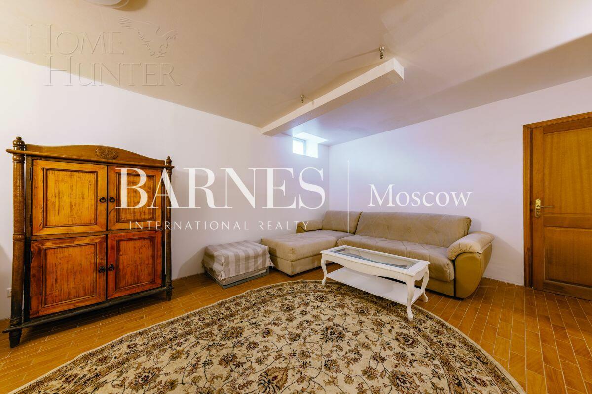 2-этажный коттедж 420 м² с отделкой