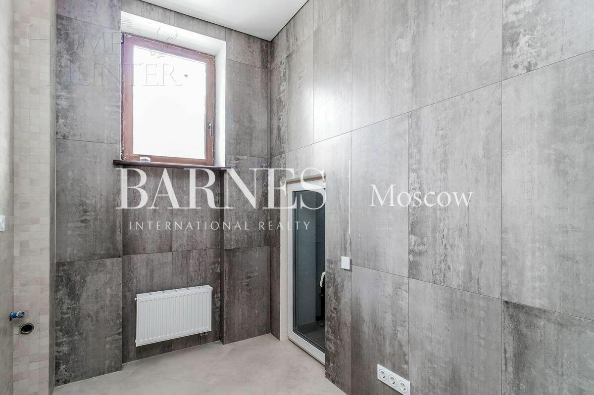 2-этажный коттедж 300 м² с отделкой