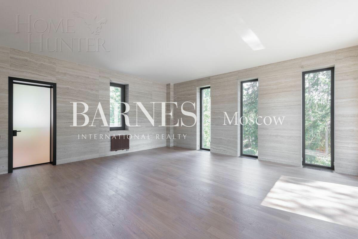 3-этажный коттедж 380 м² с отделкой