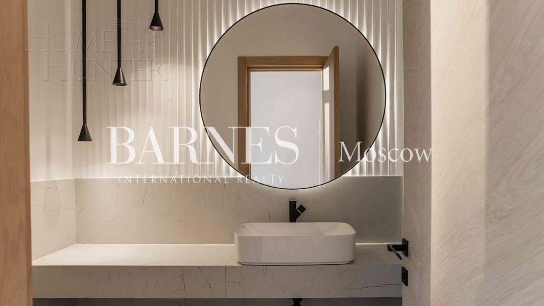 2-этажный коттедж 400 м² с отделкой