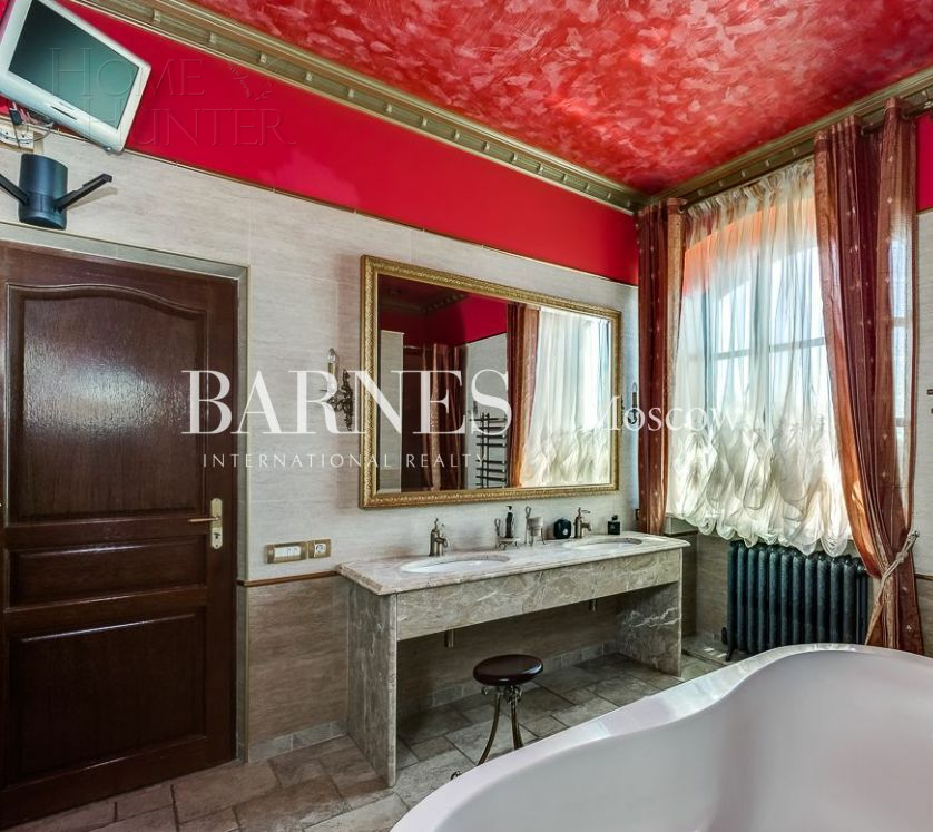 2-этажный коттедж 760 м² с отделкой