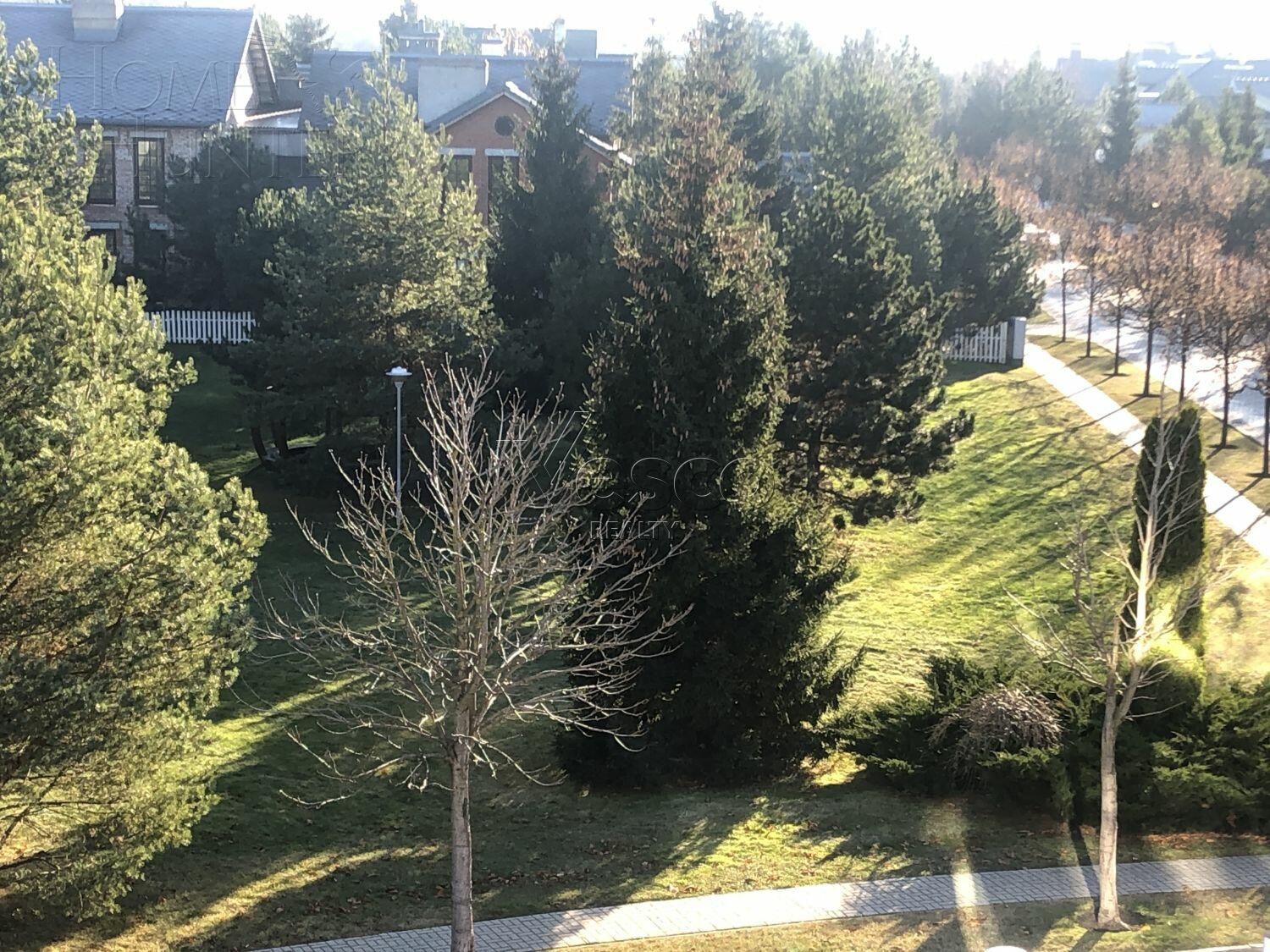 Участок 27.41 сот. в охраняемом поселке