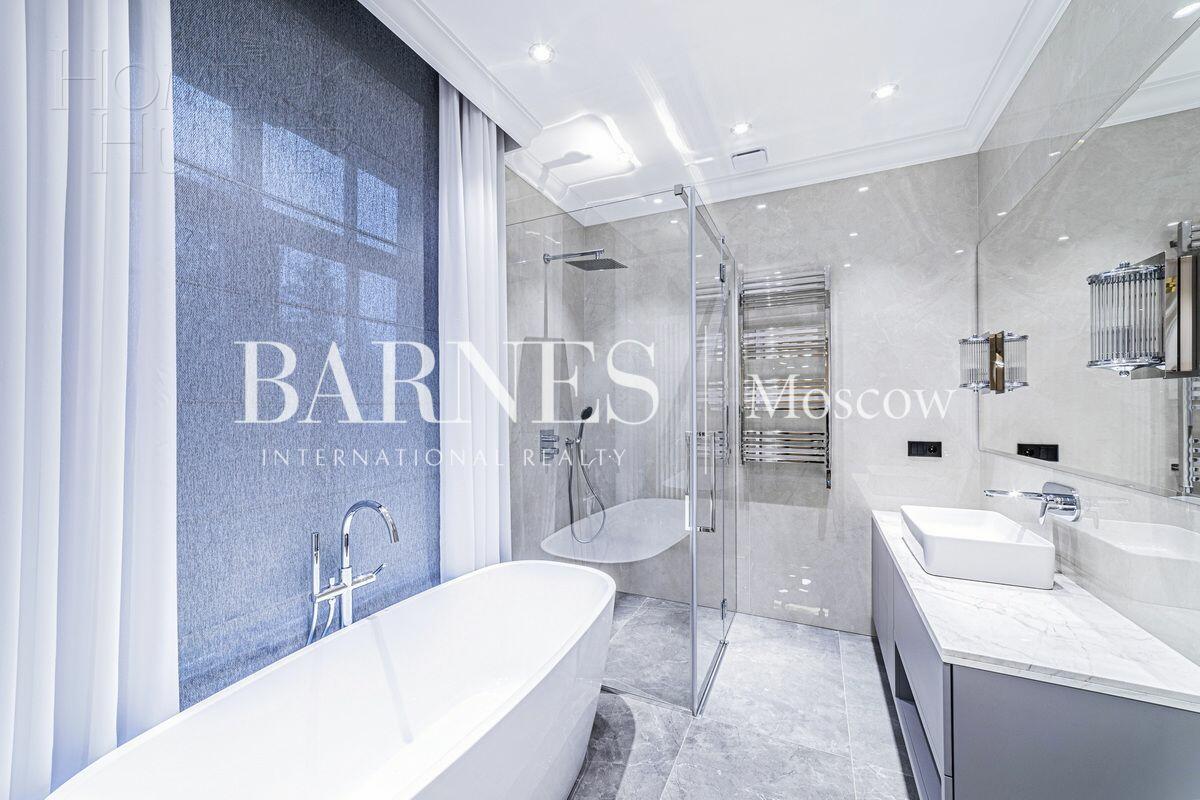 2-этажный коттедж 462 м² с отделкой