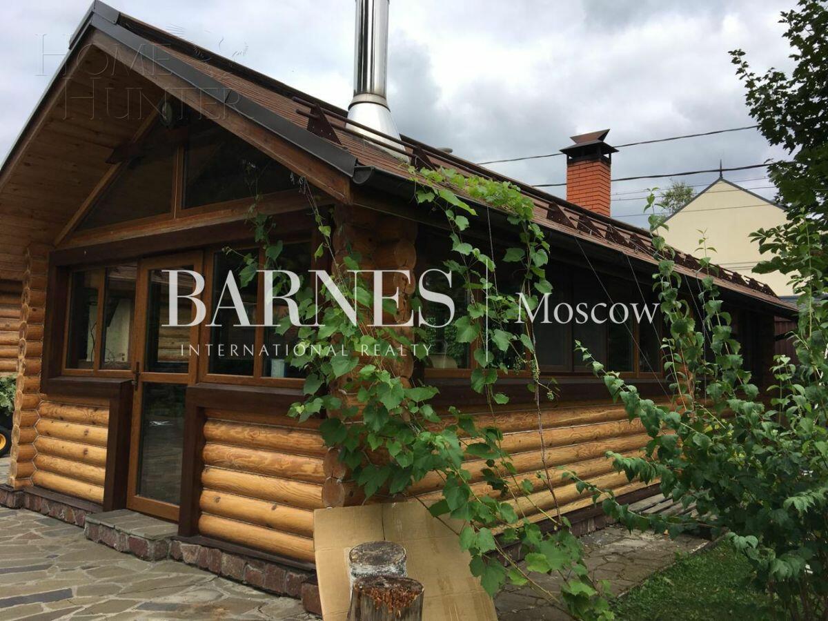 3-этажный коттедж 790 м² с отделкой
