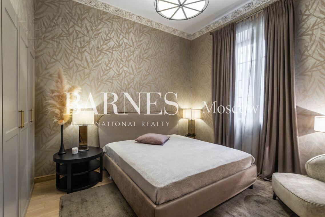 2-этажный коттедж 800 м² с отделкой