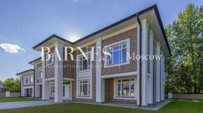 2-этажный коттедж 660 м² с отделкой