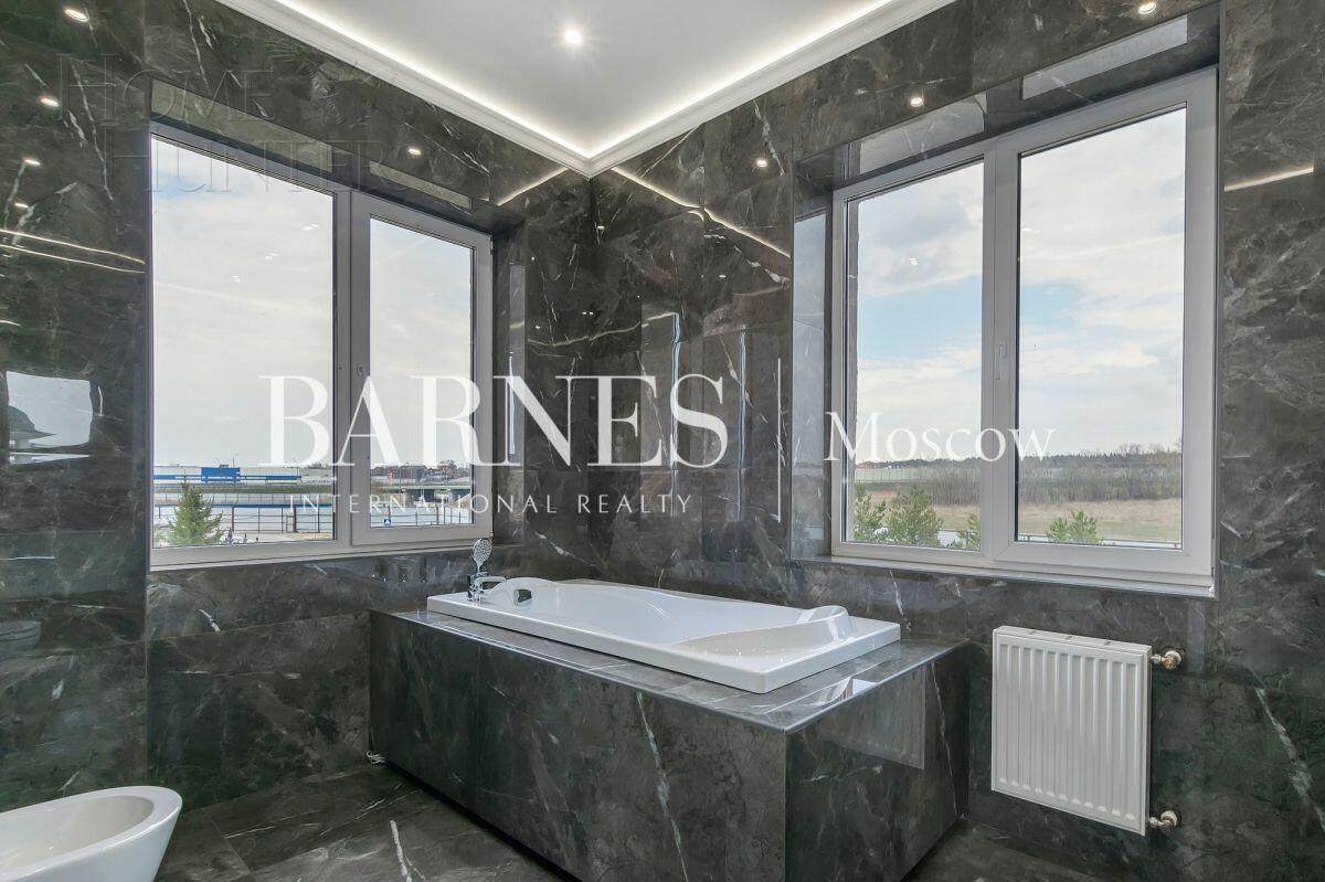 2-этажный коттедж 307 м² с отделкой