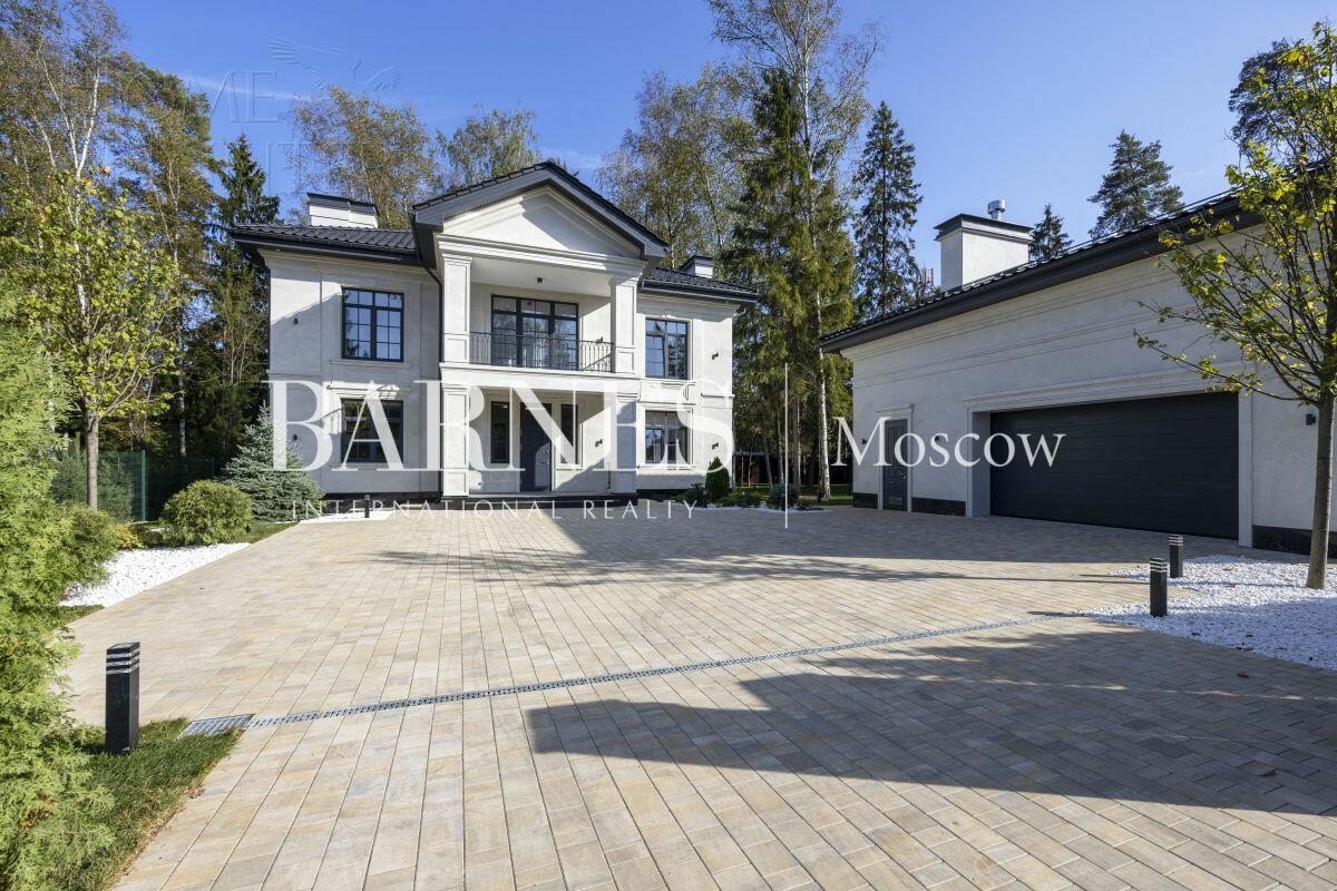 2-этажный коттедж 462 м² с отделкой