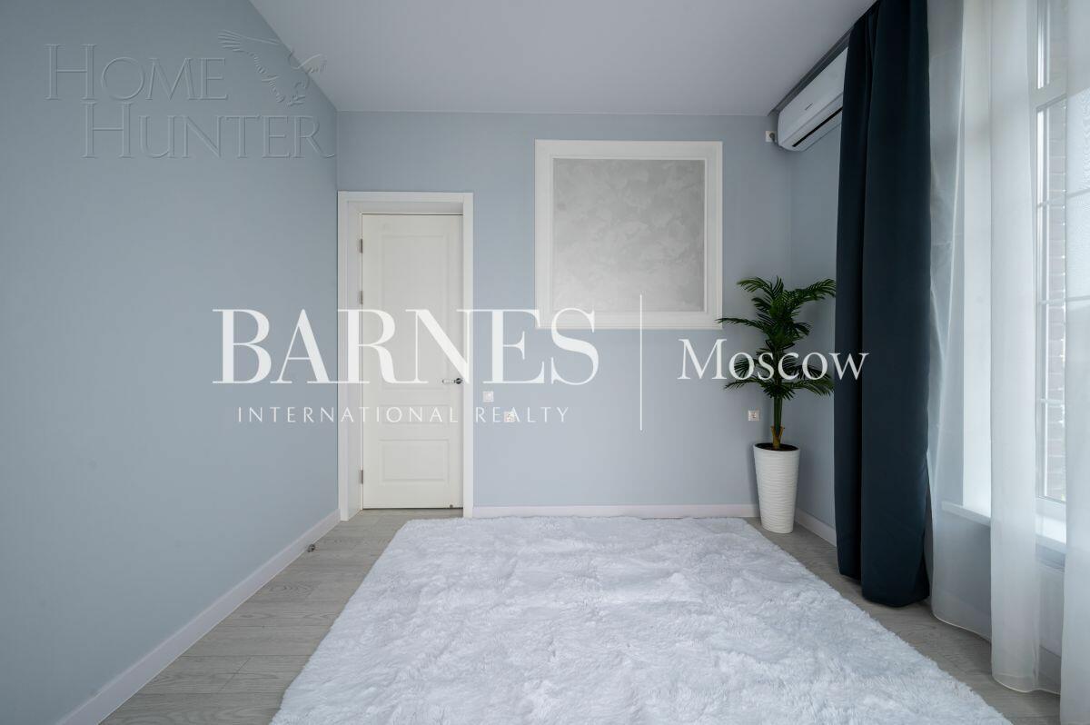 2-этажный коттедж 220 м² с отделкой