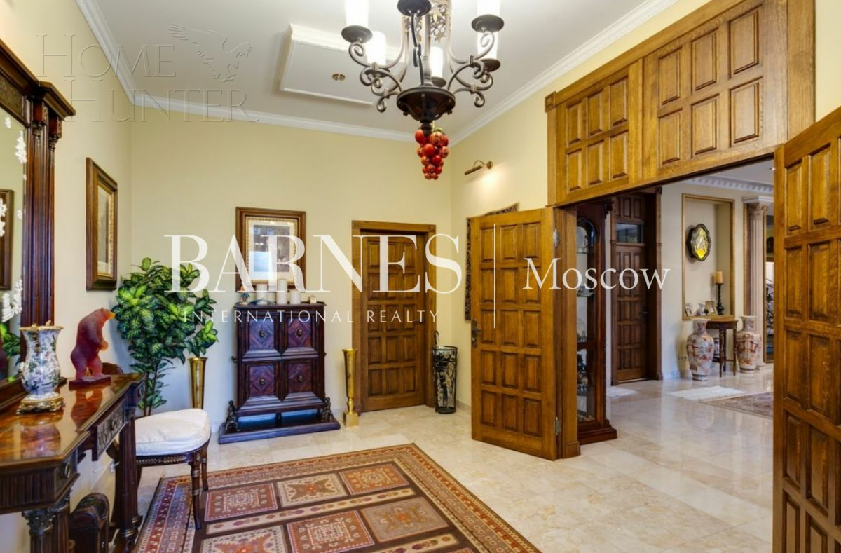 2-этажный коттедж 620 м² с отделкой