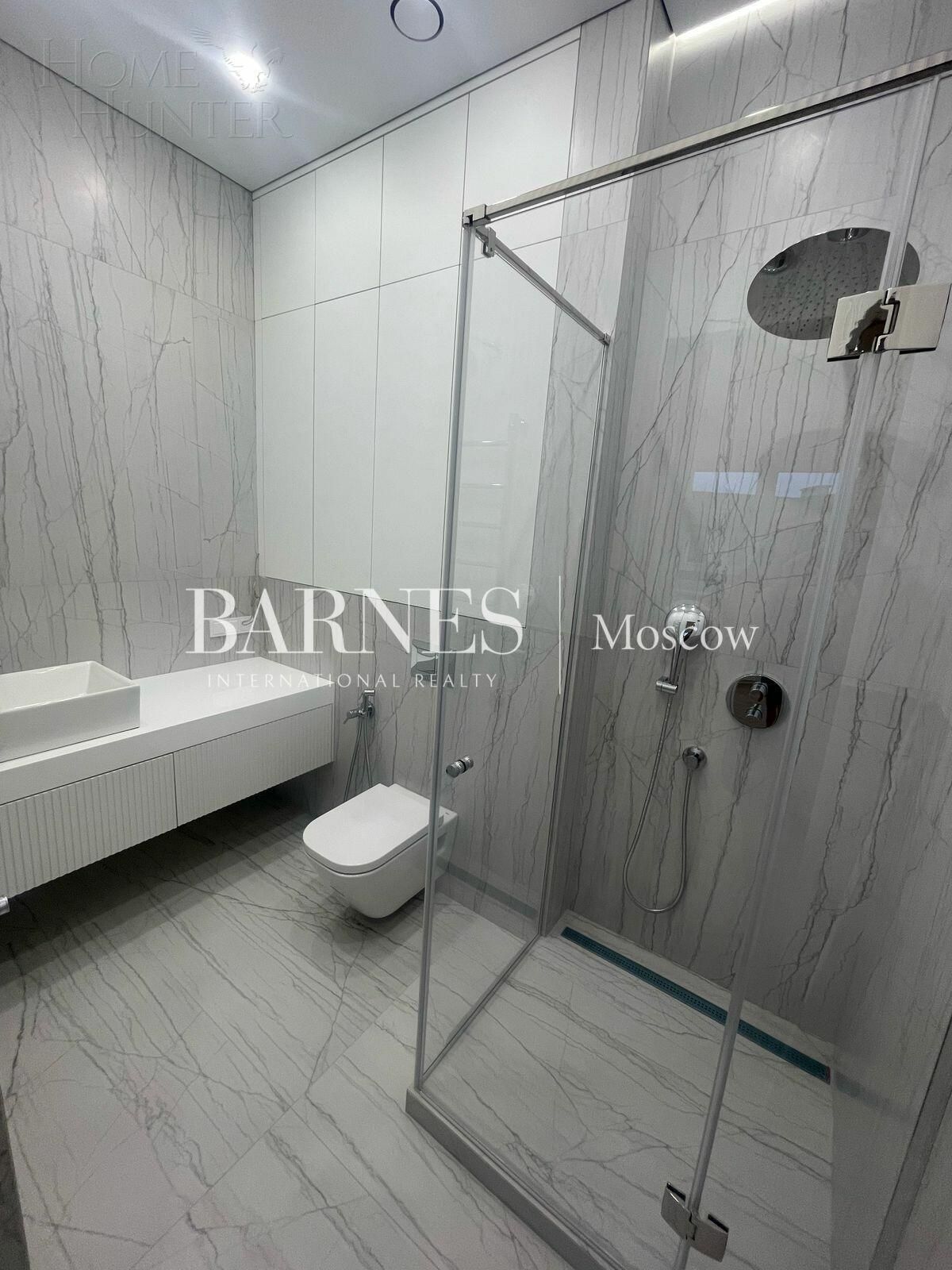 2-этажный таунхаус 220 м² с отделкой