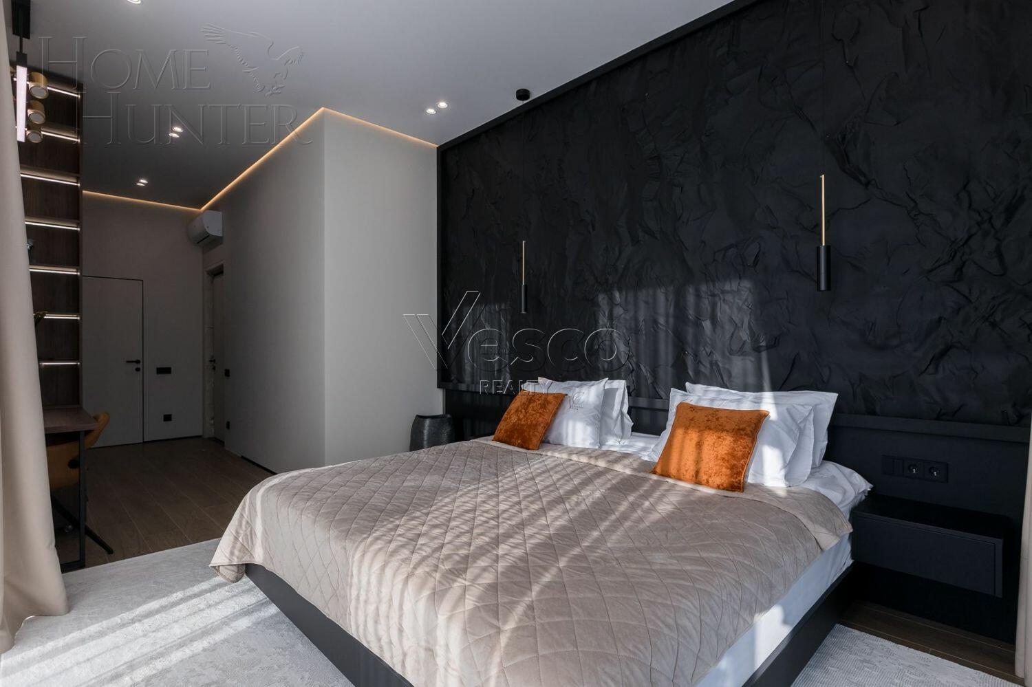 2-этажный коттедж 250 м² с отделкой