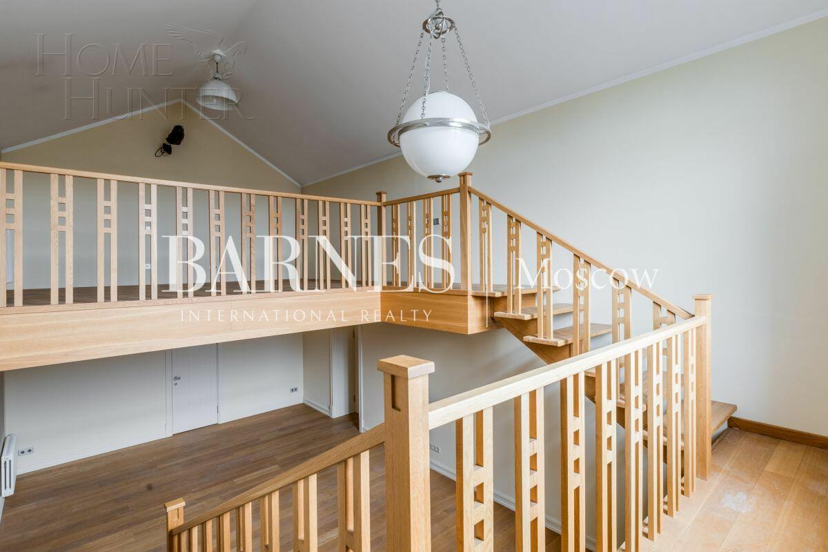 2-этажный коттедж 1 087 м² с отделкой