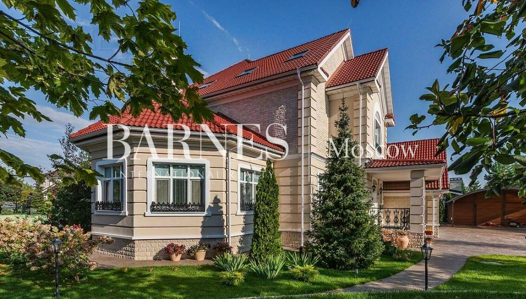 2-этажный коттедж 613 м² с отделкой