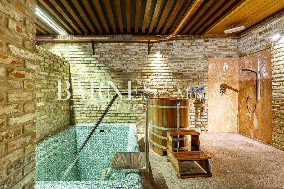 2-этажный коттедж 1 150 м² с отделкой