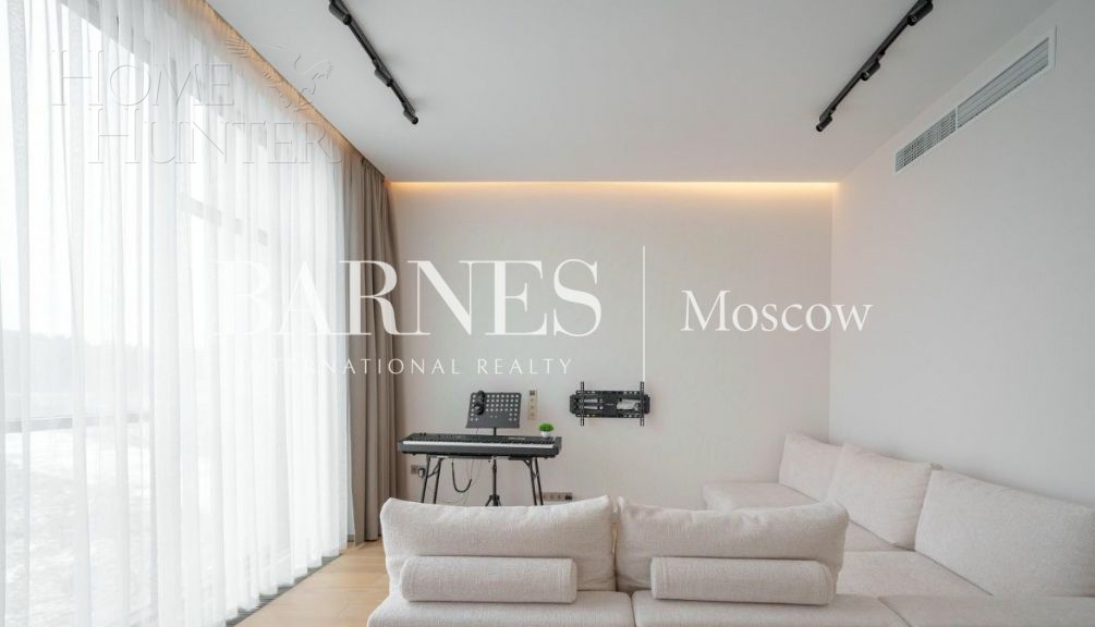 4-этажный таунхаус 278 м² с отделкой