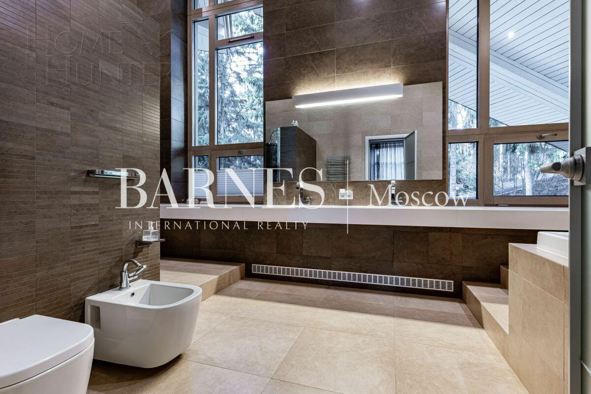 2-этажный коттедж 1 622 м² с отделкой