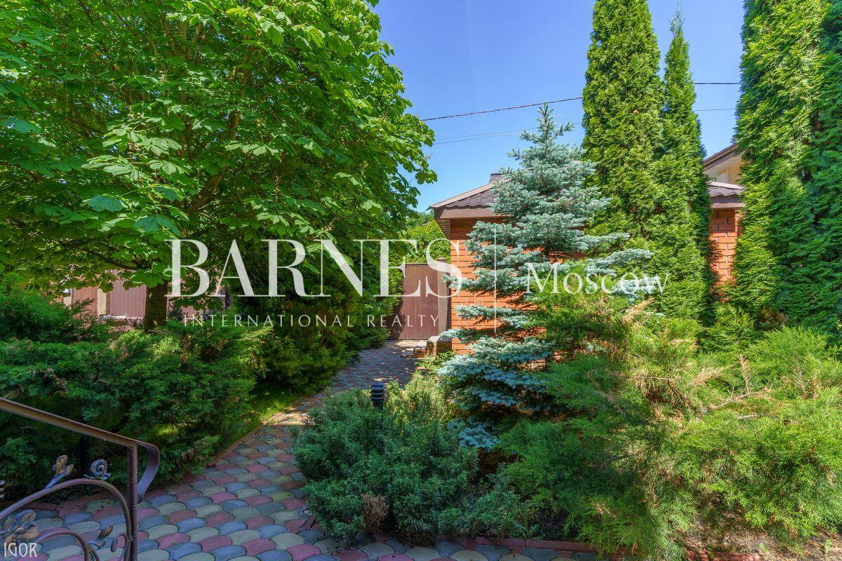 2-этажный коттедж 312 м² с отделкой