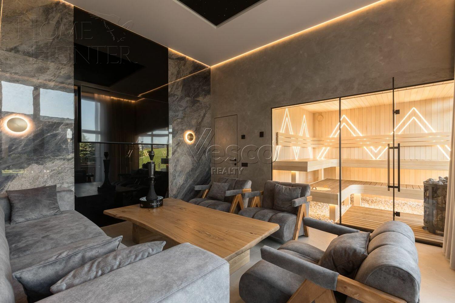 2-этажный коттедж 250 м² с отделкой