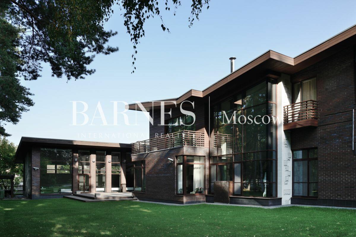 2-этажный коттедж 1 254 м² с отделкой