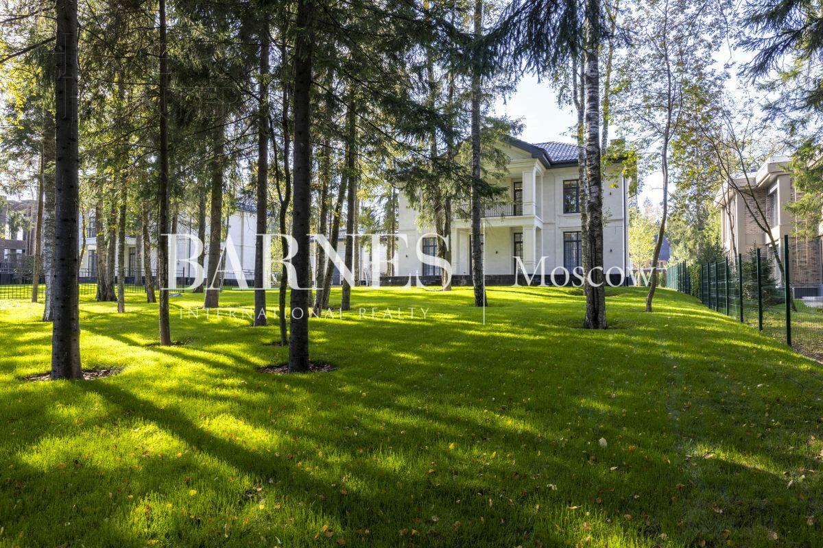 2-этажный коттедж 462 м² с отделкой