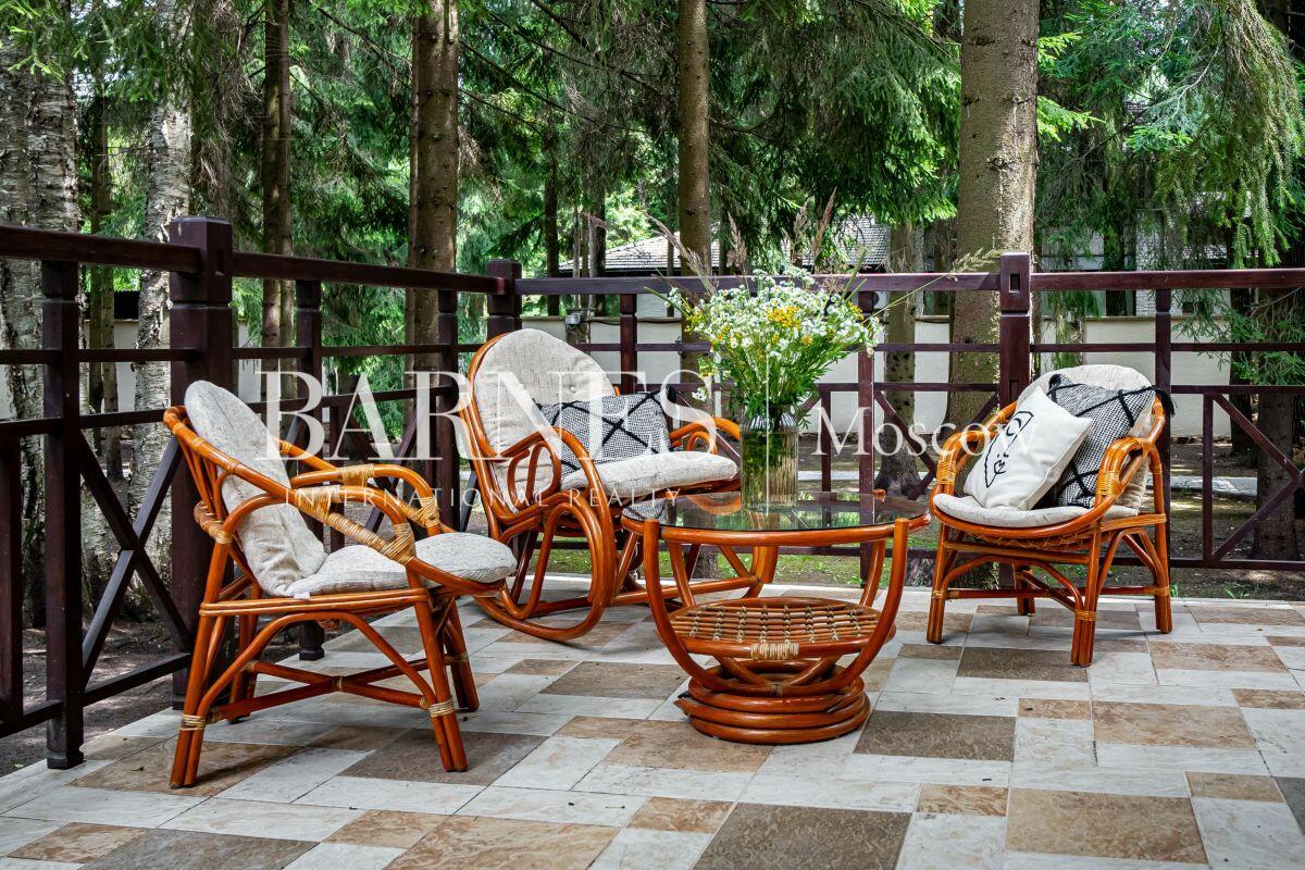 3-этажный коттедж 633 м² с отделкой