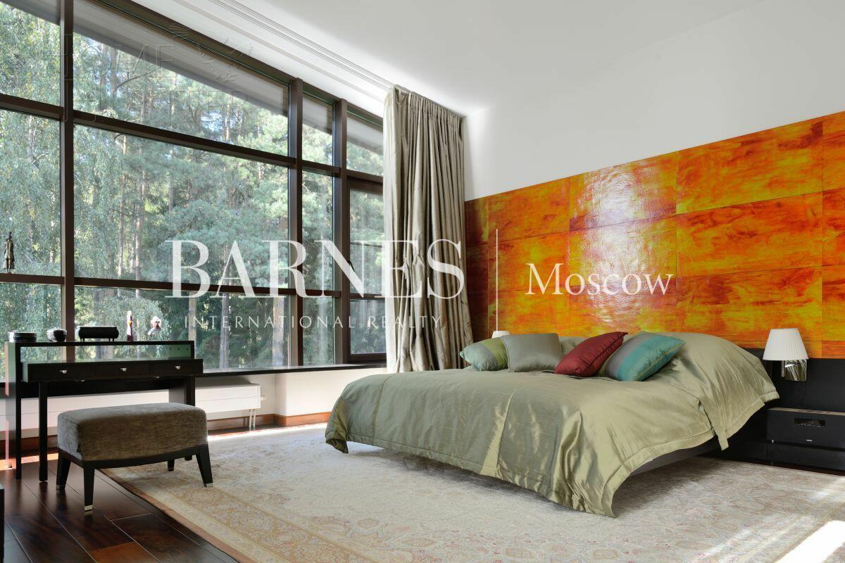 2-этажный коттедж 1 254 м² с отделкой