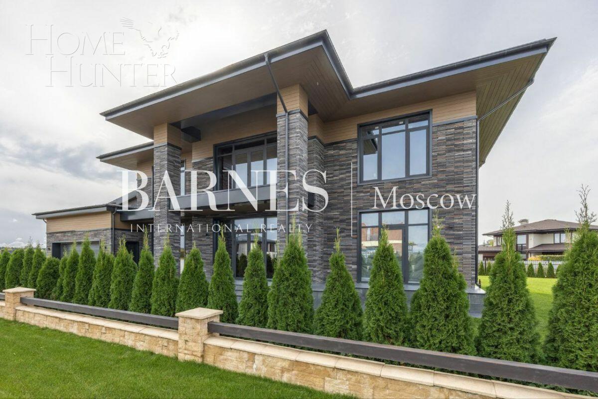 2-этажный коттедж 460 м² без отделки